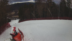 Prostřední část sjezdovky a snowpark