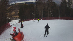 Prostřední část sjezdovky a snowpark