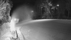 Prostřední část sjezdovky a snowpark