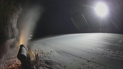 Prostřední část sjezdovky a snowpark