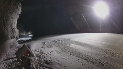 Prostřední část sjezdovky a snowpark