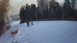 Prostřední část sjezdovky a snowpark