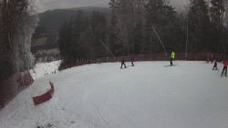 Prostřední část sjezdovky a snowpark