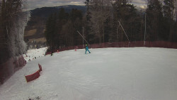 Prostřední část sjezdovky a snowpark