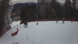 Prostřední část sjezdovky a snowpark