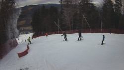 Prostřední část sjezdovky a snowpark