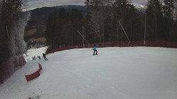 Prostřední část sjezdovky a snowpark