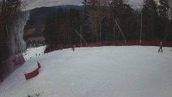 Prostřední část sjezdovky a snowpark