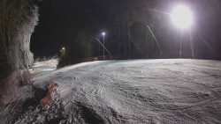 Prostřední část sjezdovky a snowpark