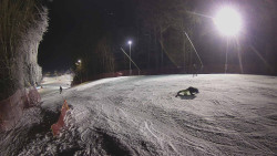 Prostřední část sjezdovky a snowpark