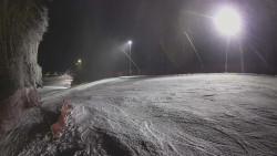 Prostřední část sjezdovky a snowpark