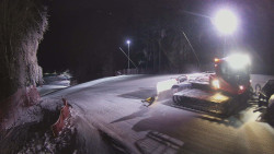 Prostřední část sjezdovky a snowpark