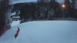 Prostřední část sjezdovky a snowpark