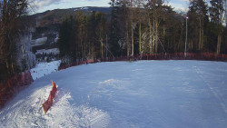 Prostřední část sjezdovky a snowpark