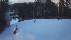 Prostřední část sjezdovky a snowpark