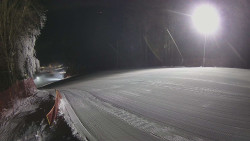 Prostřední část sjezdovky a snowpark
