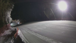 Prostřední část sjezdovky a snowpark