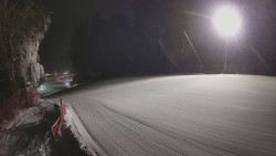 Prostřední část sjezdovky a snowpark