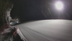 Prostřední část sjezdovky a snowpark