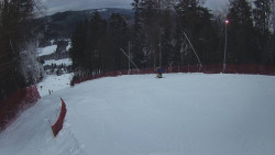 Prostřední část sjezdovky a snowpark