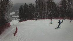 Prostřední část sjezdovky a snowpark