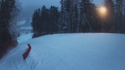 Prostřední část sjezdovky a snowpark