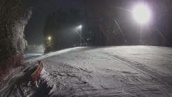 Prostřední část sjezdovky a snowpark