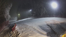 Prostřední část sjezdovky a snowpark