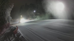 Prostřední část sjezdovky a snowpark