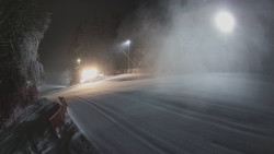 Prostřední část sjezdovky a snowpark
