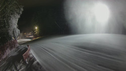 Prostřední část sjezdovky a snowpark