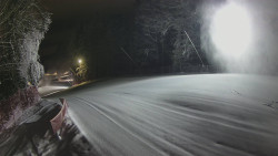 Prostřední část sjezdovky a snowpark