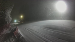 Prostřední část sjezdovky a snowpark