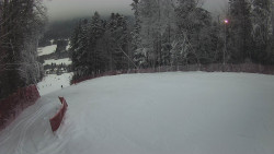 Prostřední část sjezdovky a snowpark