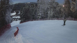 Prostřední část sjezdovky a snowpark