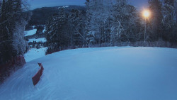 Prostřední část sjezdovky a snowpark