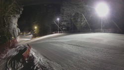 Prostřední část sjezdovky a snowpark