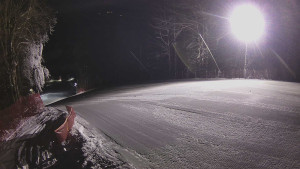 Skiareál Karolinka - Prostřední část sjezdovky a snowpark - 2.1.2026 v 03:40 Skiareál Karolinka - Prostřední část sjezdovky a snowpark - 2.1.2026 v 03:40