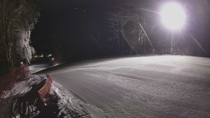 Skiareál Karolinka - Prostřední část sjezdovky a snowpark - 2.1.2026 v 05:02 Skiareál Karolinka - Prostřední část sjezdovky a snowpark - 2.1.2026 v 05:02