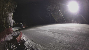 Skiareál Karolinka - Prostřední část sjezdovky a snowpark - 2.1.2026 v 06:10 Skiareál Karolinka - Prostřední část sjezdovky a snowpark - 2.1.2026 v 06:10