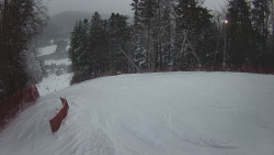 Prostřední část sjezdovky a snowpark