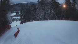 Prostřední část sjezdovky a snowpark