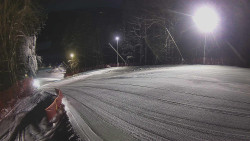 Prostřední část sjezdovky a snowpark