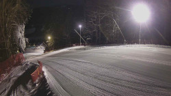 Prostřední část sjezdovky a snowpark