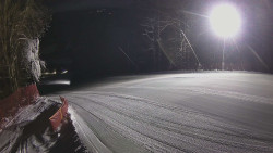 Prostřední část sjezdovky a snowpark