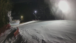 Prostřední část sjezdovky a snowpark