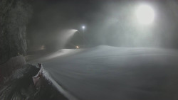 Prostřední část sjezdovky a snowpark