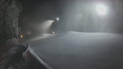 Prostřední část sjezdovky a snowpark