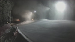 Prostřední část sjezdovky a snowpark