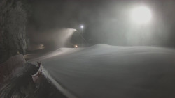 Prostřední část sjezdovky a snowpark